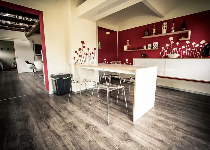 Sch L Afbock بيت للعطل *